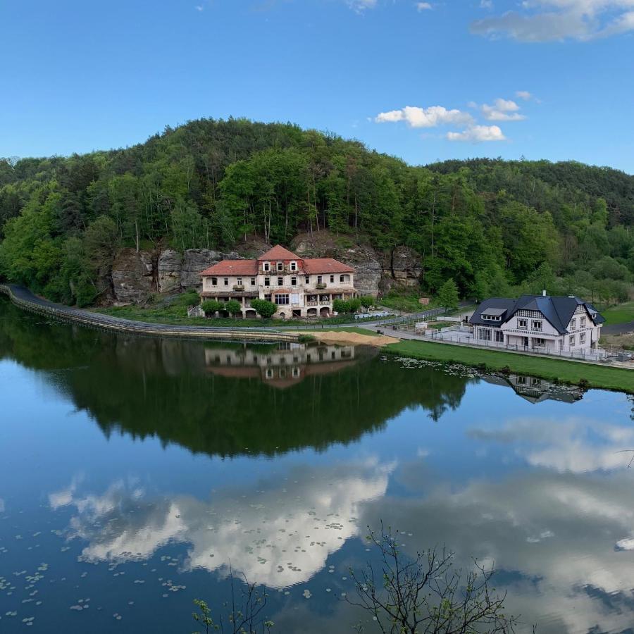 penzion a kemp Harasov Vysoka  Esterno foto